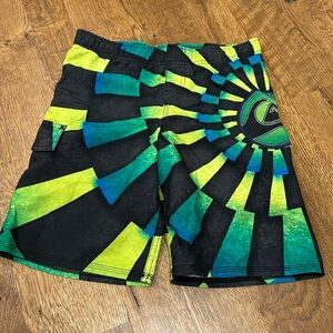 Quiksilver Boys Swim Trunks Green Blue and Black Size XL